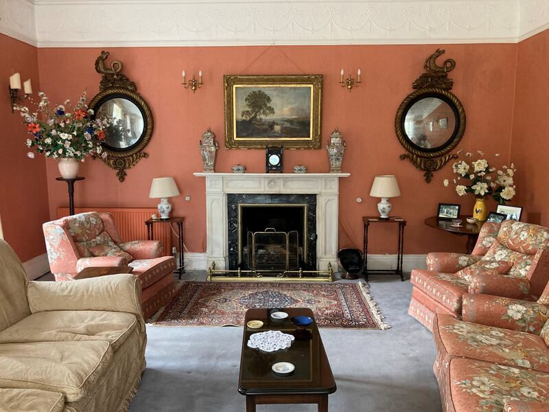 A pair of Cork Regency convex mirrors are listed at €8,000-€10,000
