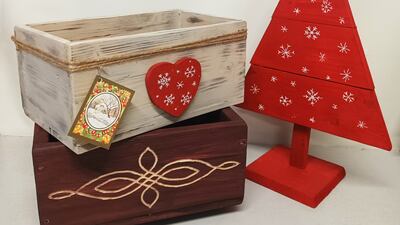Mendicity boxes