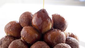 Vanilla cream doughnuts with vanilla bourbon maple sauce