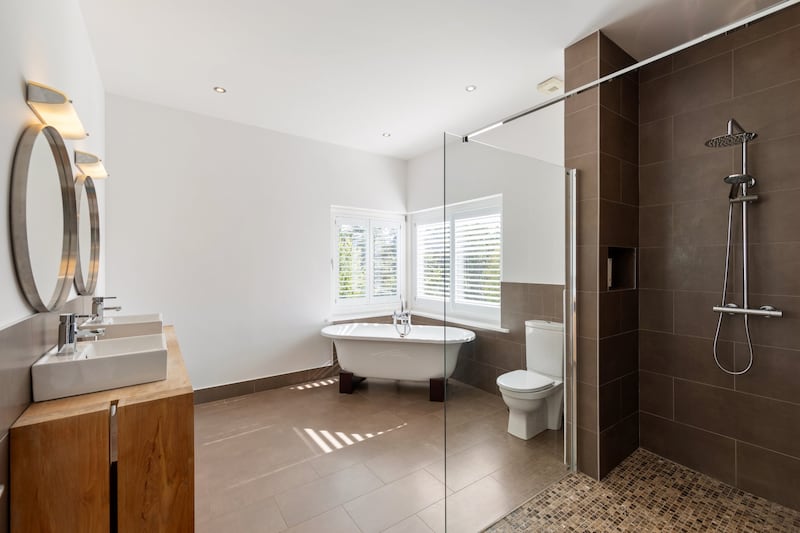 Main bathroom