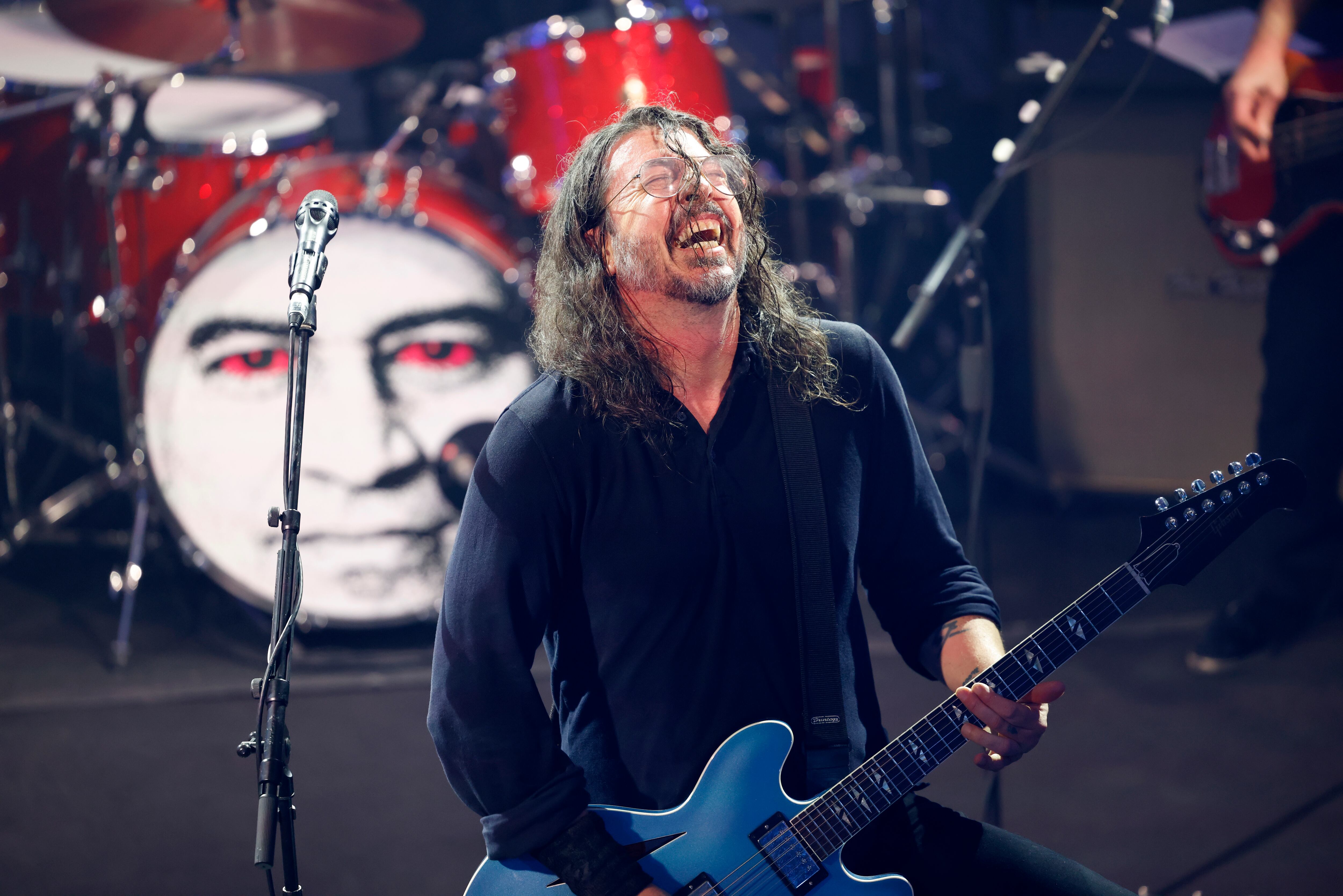 Grohl sur scène dimanche soir. Photographie : Nick Bradshaw