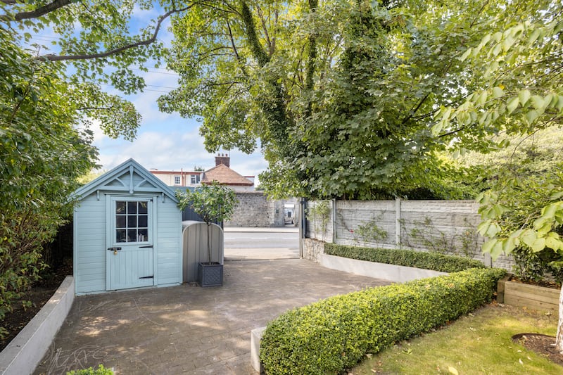 Rear vehicular access