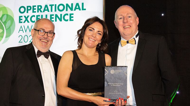 Eugene Bortolozzo, CEO at Business River, presents the Best Use of Technology in Operations award to Annmarie Nolan & Les Sheridan, Mitie Facilities Management.