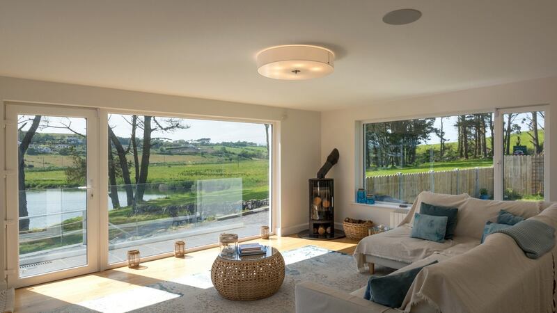 Riverbend is a very modern beach bungalow with views of the Mahon estuary in Co Waterford