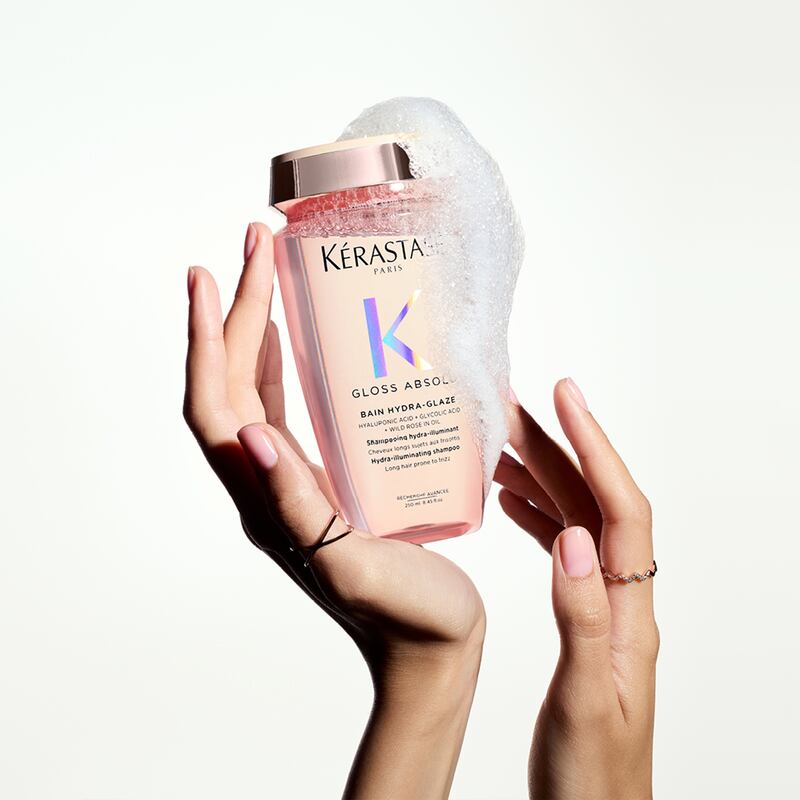 Kérastase Gloss Absolu Hydra-Illuminating Shampoo (€32.45 from cloud10beauty.com)