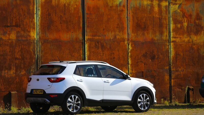 Kia  is aiming the Stonic at trendy, urbanista hipsters (isn’t everyone, these days?) and so the car is set up for inner city combat