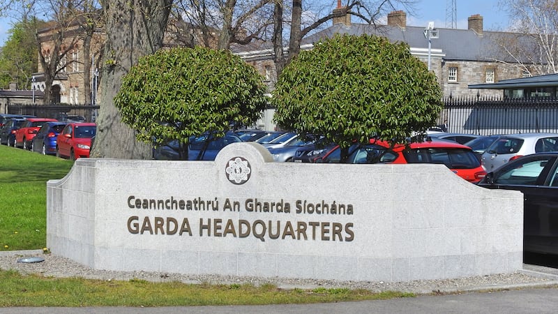 Gardaí routinely question journalists in bid to identify confidential sources, study finds