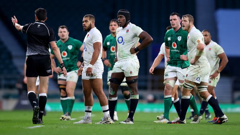 Maro Itoje speaks to referee Pascal Gauzereduring England’s impressive win over Ireland. Photograph:  Julian Finney/Getty