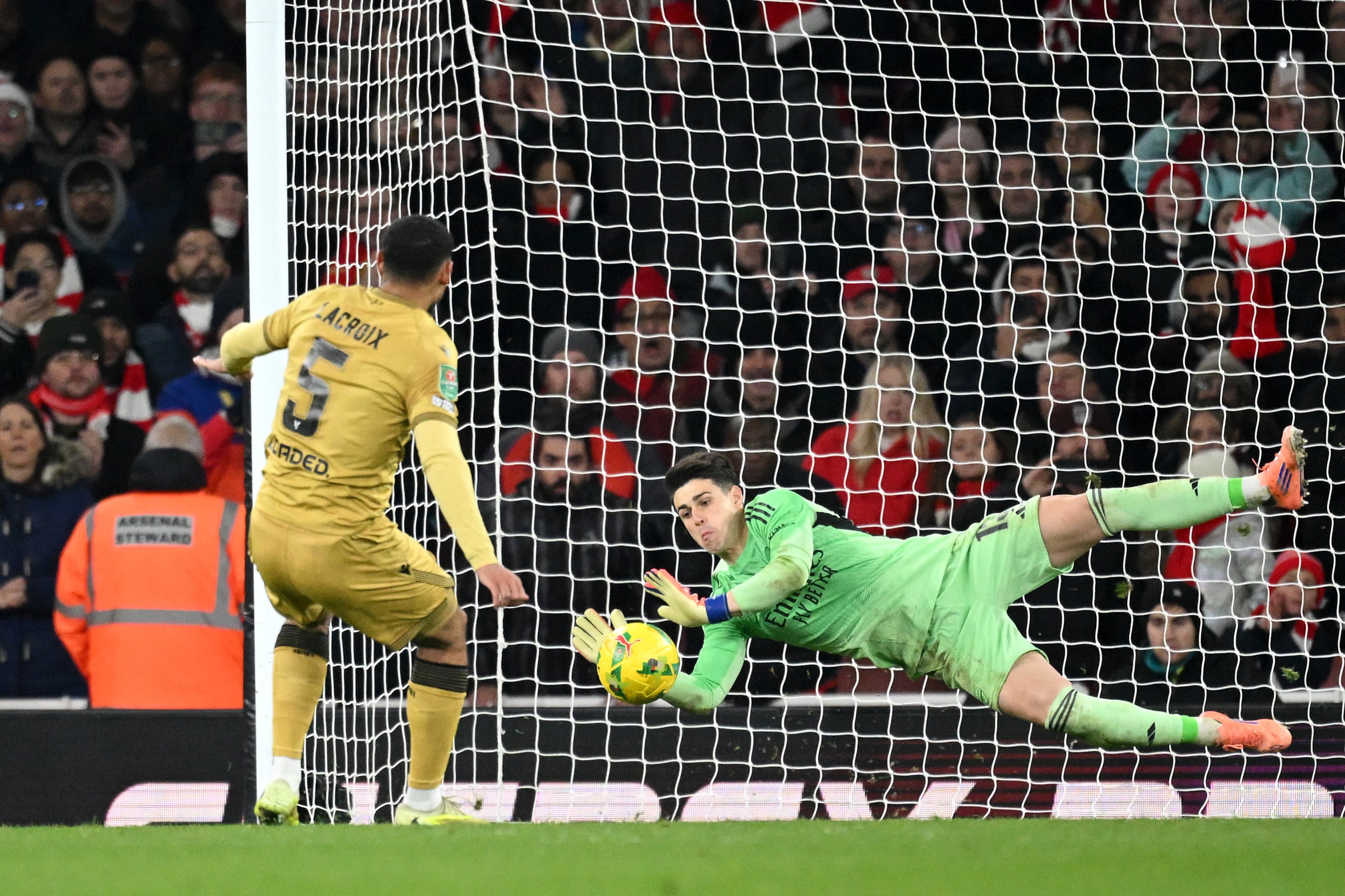 Kepa save breaks Palace hearts and sends Arsenal through to League Cup semi-final