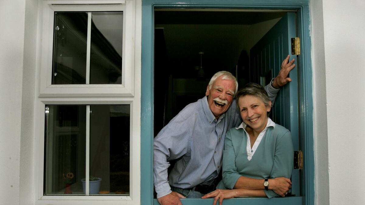 Tony Booth: Actor and Tony Blair’s father-in-law – The Irish Times