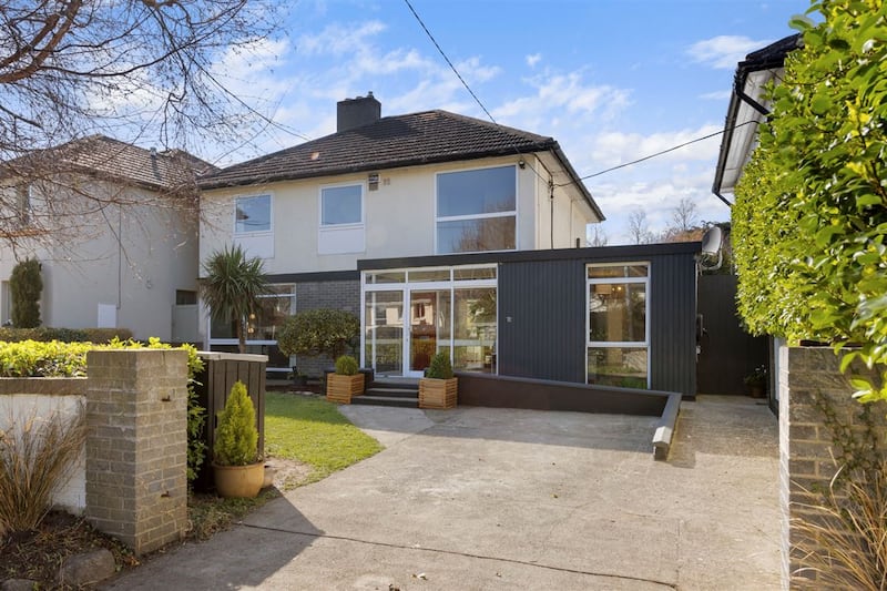 72 Clonkeen Drive, Foxrock D18