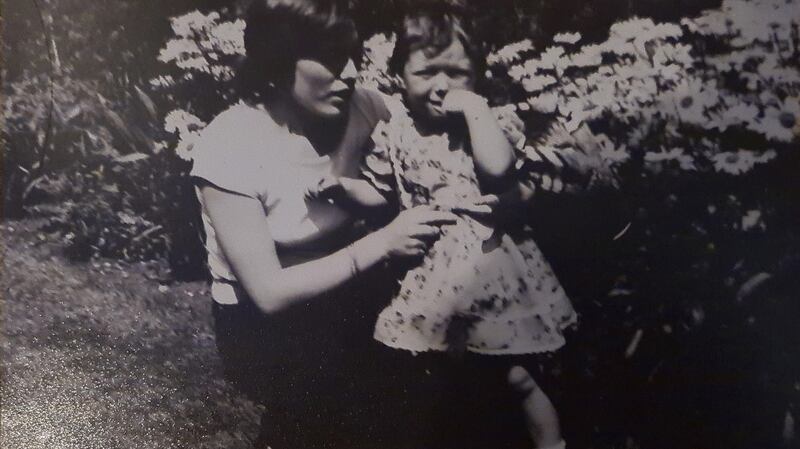 Samantha Curran with her mother Helena Mangan.