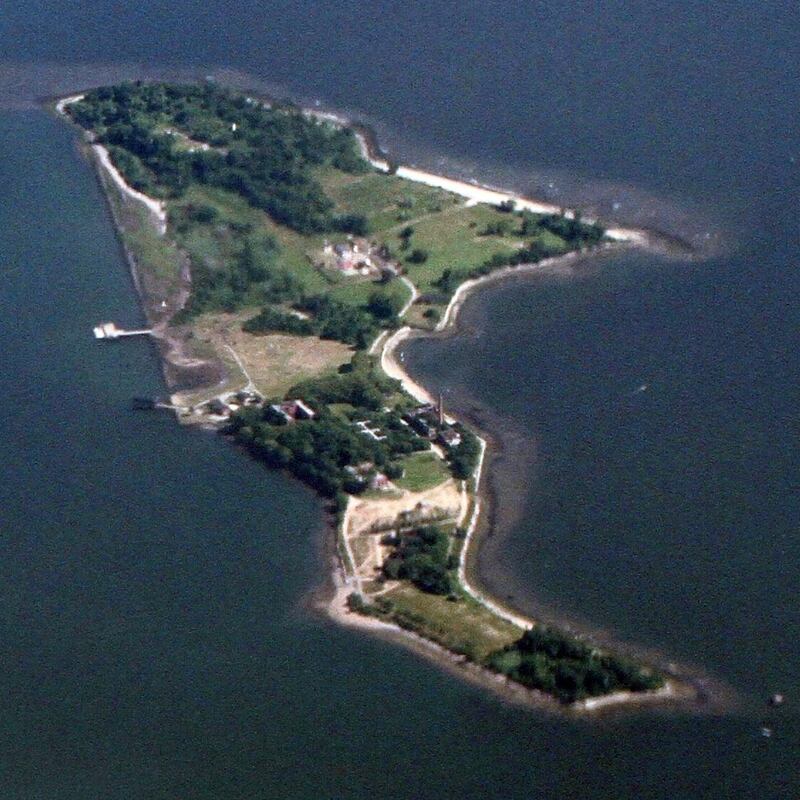 Hart Island. Photograph: Erlend Bjørtvedt