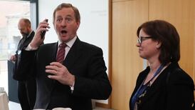Kenny bides his time as challengers stake their claims