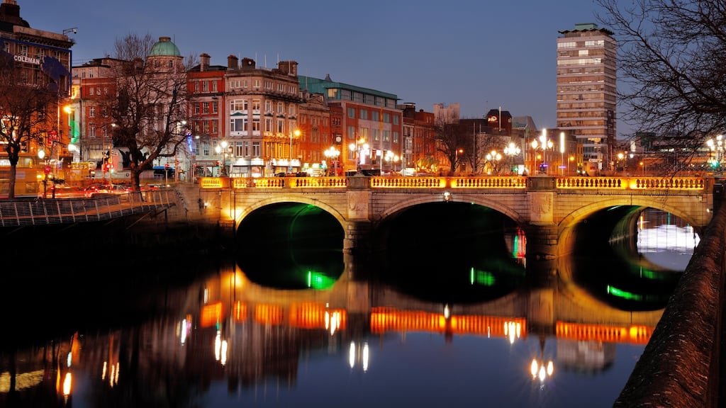 Gardaí have appealed for witnesses to a random violent attack near O’Connell Bridge in Dublin city centre at the weekend in which a man suffered skull and brain injuries.