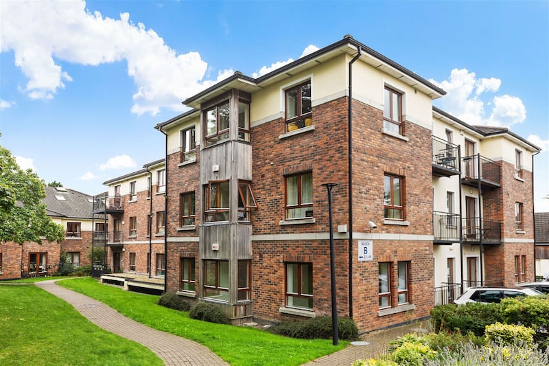 Apartment 30, Block B, Altamont Hall, Stoney Road, Dundrum, Dublin 14