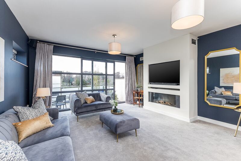 First-floor livingroom