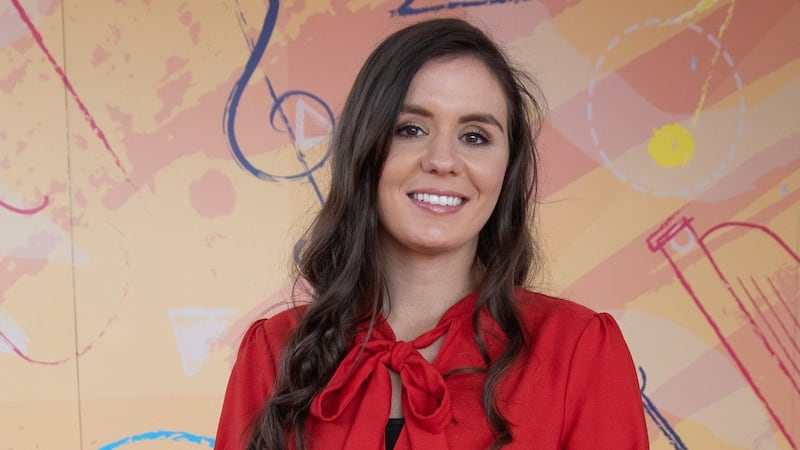 Orla Ní Fhinneadha in Cúla4 ar Scoil