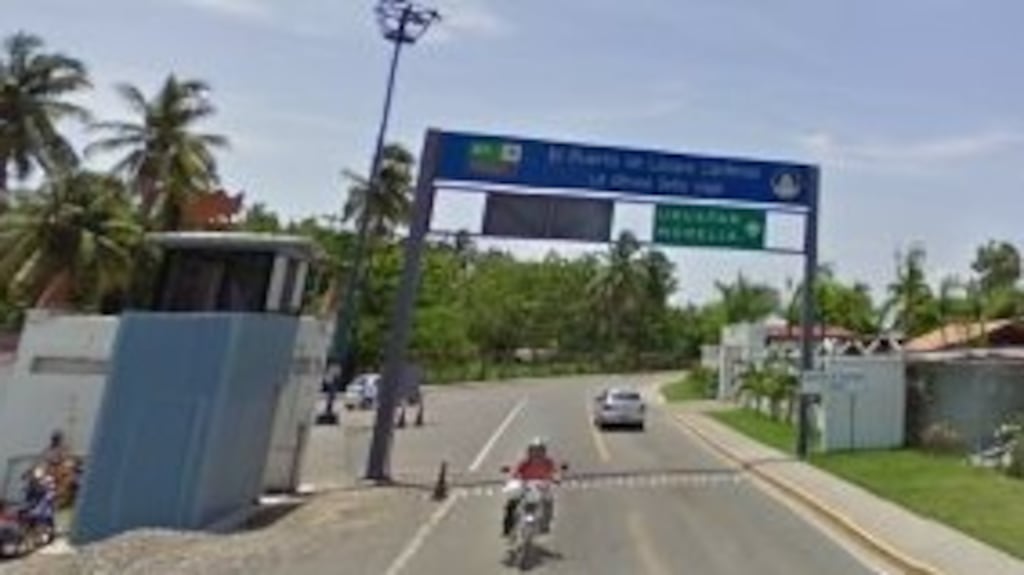 A general view of the Mexican port town of Lázaro Cárdenas where Noel Maguire (29) was fatally wounded in a shooting. Image: Google Streetview.
