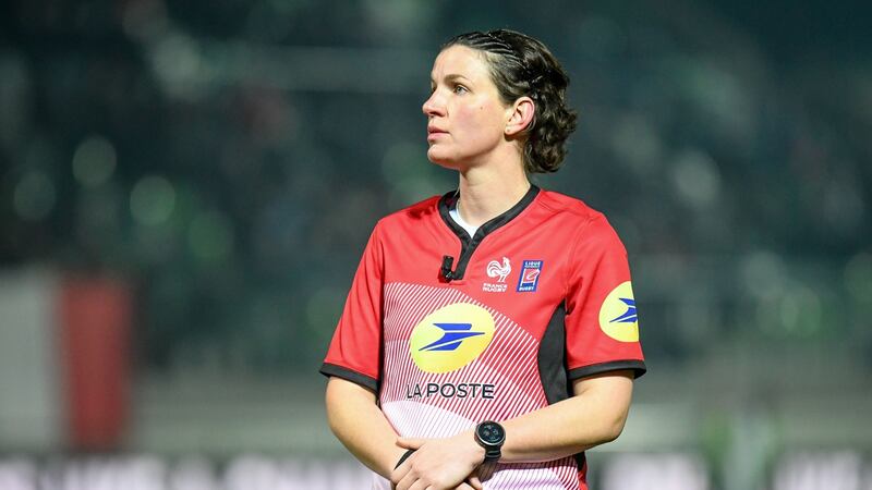 Frenchwoman Aurélie Groizeleau, under unacceptable pressure, is to be highly commended for standing her ground, ensuring Bailey went off during the taly v England U20 clash. Photograph:  Ettore Griffoni/LiveMedia/NurPhoto via Getty Images