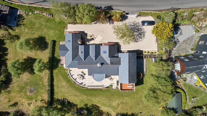 Aerial view of Tansy Lodge.