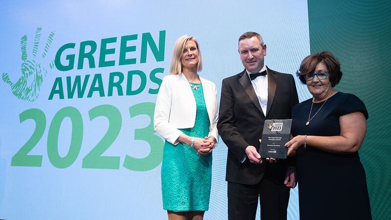 Minister Pippa Hackett and Eileen Slamon, workplace program manager, LinkedIn, present the Green Energy Provider Award to John Staunton, Thorntons Recycling.
