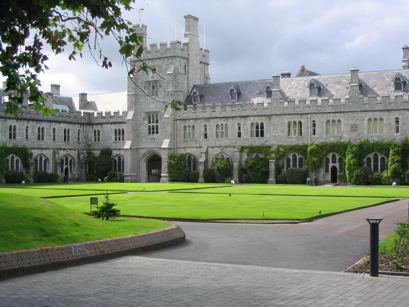 UCC allows individuals to access its third-level courses through the Hear and Dare schemes, as well as via the QQI route