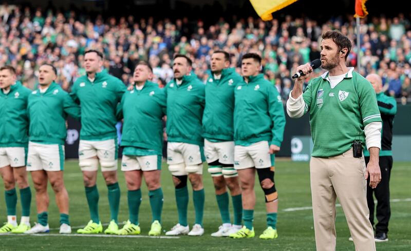 Former Munster player Barry Murphy wore Anthony Foley’s Ireland jersey from the 2003 Rugby World Cup as he sang the national anthem at Soldier Field on Saturday. Photograph: Dan Sheridan/Inpho