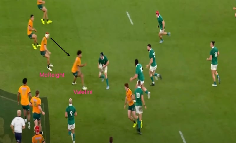 Rob Valetini tackles Caelan Doris on first phase. Fraser McReight holds off the initial collision, waiting for the right time to swoop for the turnover. Both players have marked Doris, knowing he is Ireland's best carrier in this situation.