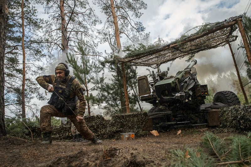 Ukrainian soldier fires a French TRF1, a 155mm towed howitzer, in the Donetsk province of Ukraine.  Photograph: Tyler Hicks/New York Times
                      