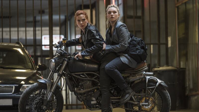 Scarlett Johansson and Florence Pugh in Black Widow.