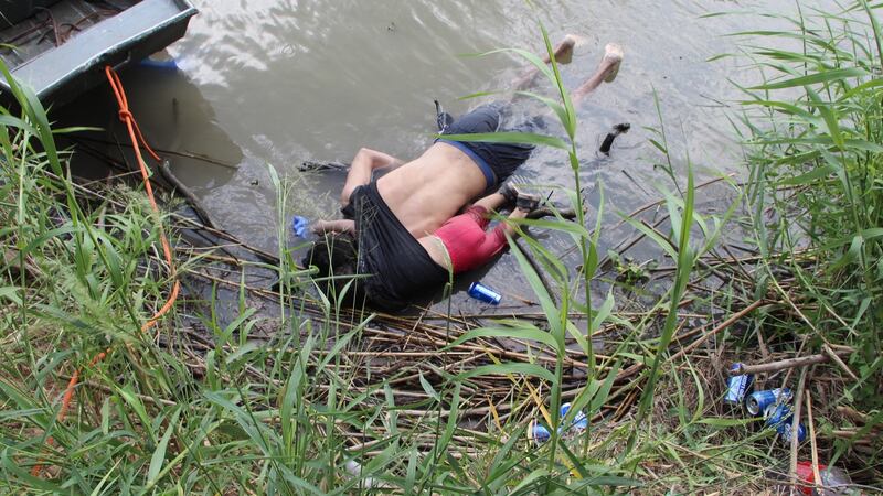 The  bodies of Óscar Alberto Martínez Ramírez and his daughter Valeria  lie on a bank of the Rio Grande in Matamoros,  Mexico, on Monday. Photograph: Abraham Pineda-Jácome/EPA