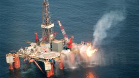 Oil prices rise on calls by Opec members to freeze production