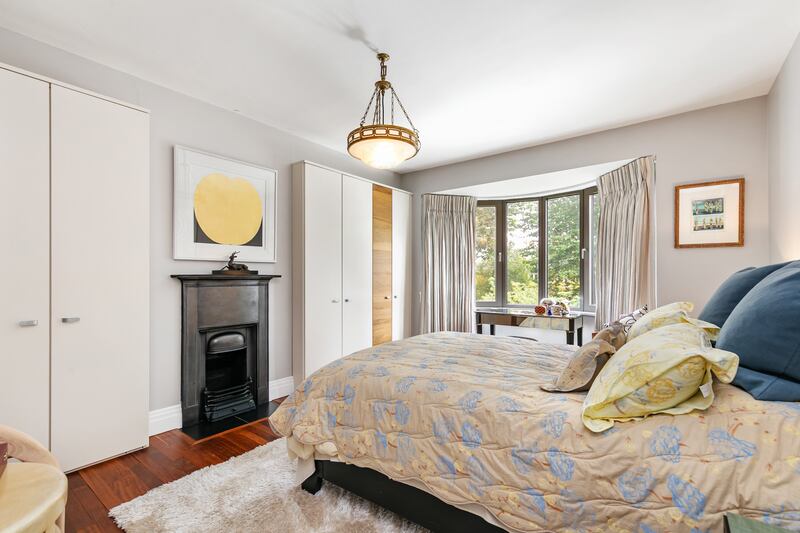 Guest bedroom