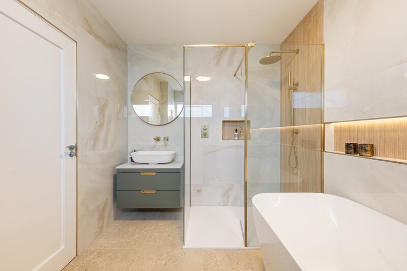 En-suite bathroom