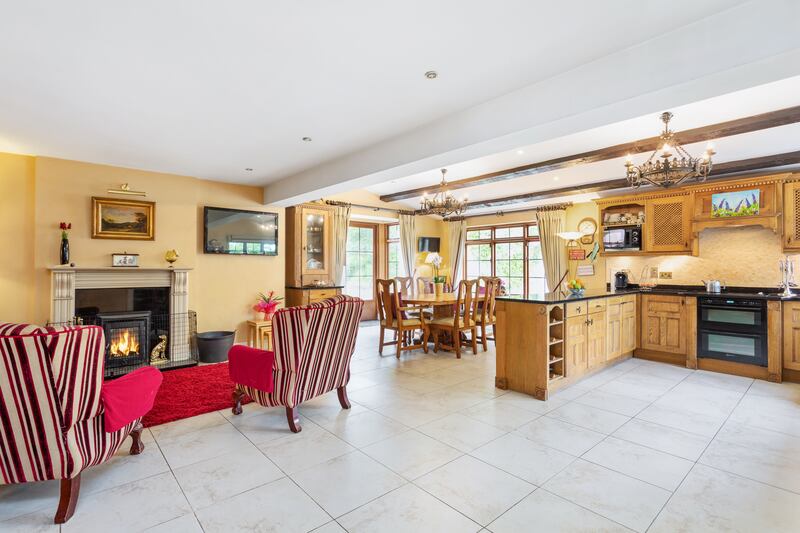 Kitchen/living/diningroom