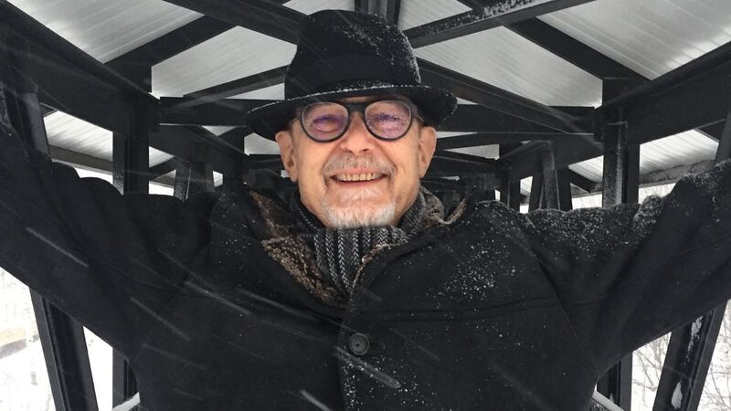 Brian Ameche: In August 2019, at the age of 66, a neurologist confirmed that  Brian had Alzheimer’s and probably had had it for several years