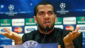 Dani Alves  defends Barcelona team-mate and compatriot Neymar