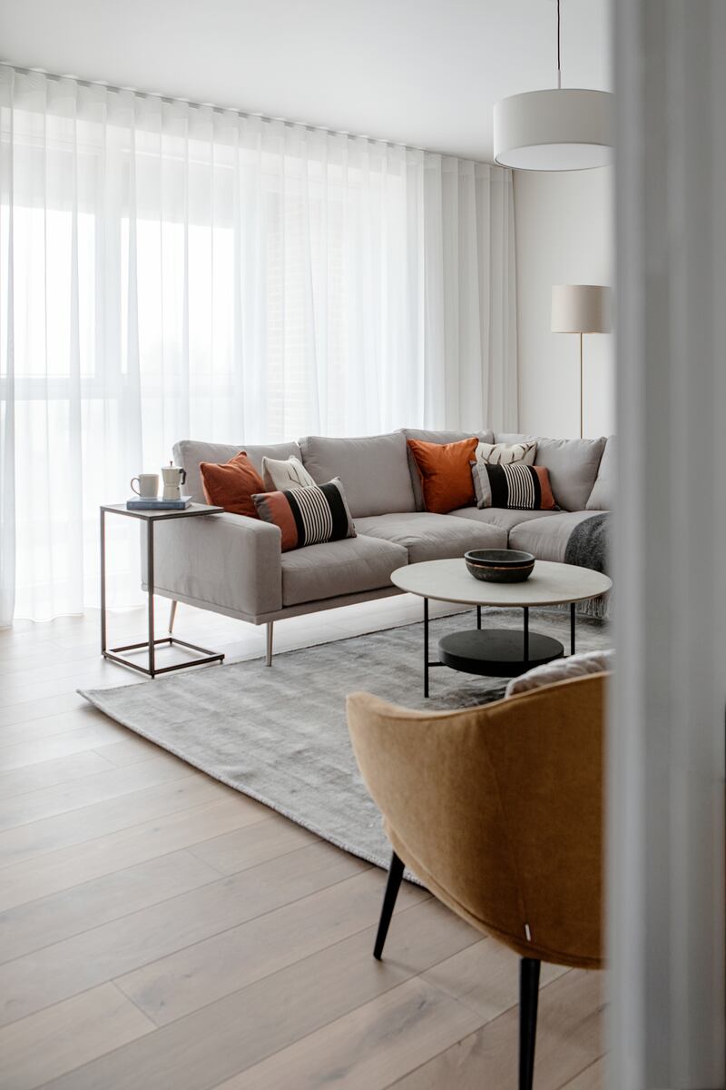 South-facing windows tend to receive the most natural light, followed by west-facing, east-facing and north-facing windows. Apartment designed by Optimise Design