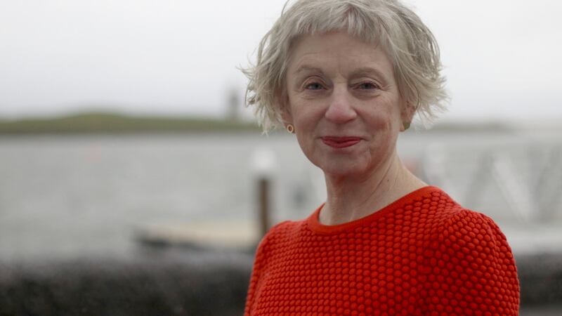 Alice Lyons: Blends poetry and prose