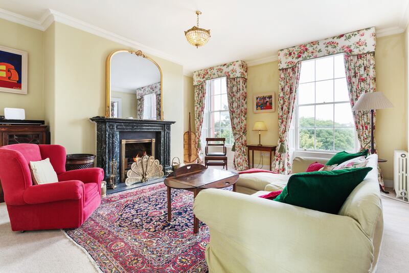 Upstairs livingroom