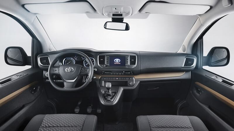 All  the latest electronics and connectivity you’d expect ina car are available in Proace, incuding Mirror Screen,  CarPlay and Android Auto.