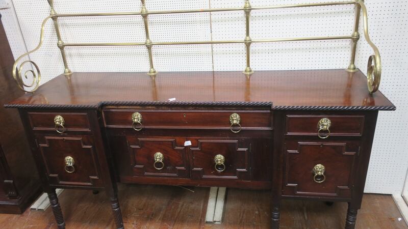 Lot 379: Hicks sideboard (€2,000-€3,000).