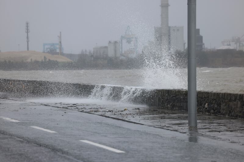 03/2/2025 News The scene at Sandymount strand in South Co. Dublin where barriers were erected and sandbags located to combat the high tides today and guard against flooding in the area. Photo: Bryan O’Brien / The Irish Times 