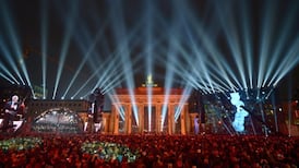 Tens of thousands gather to mark fall of Berlin Wall