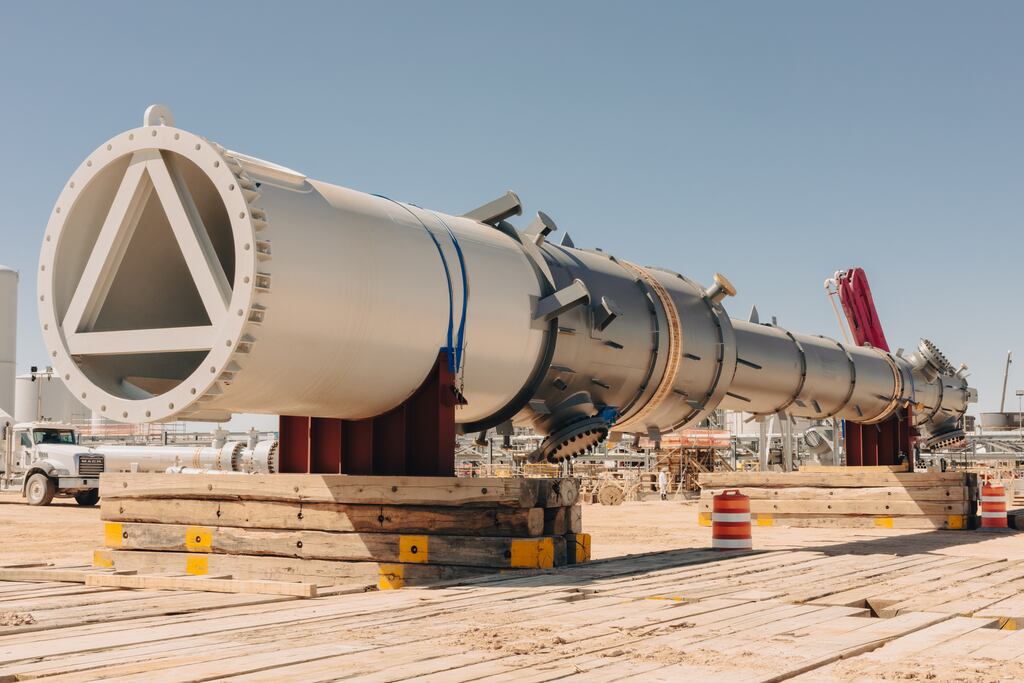 The Occidental carbon-capturing machinery, known as Stratos, under construction in Ector County, Texas, in March 2024. Photograph: Ariana Gomez/The New York Times