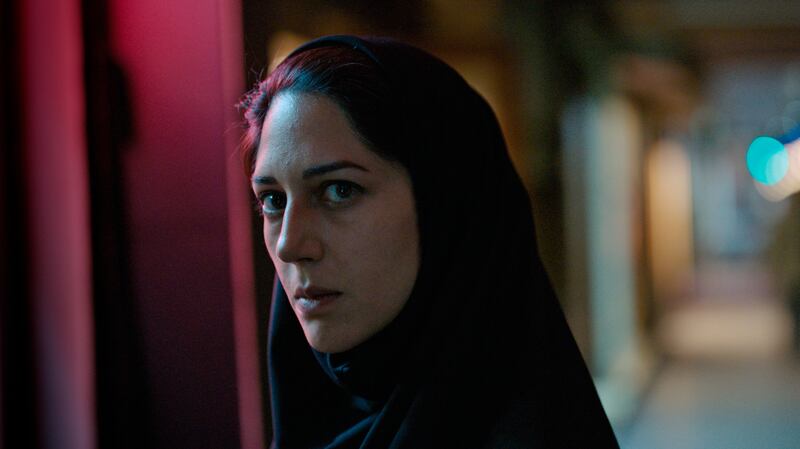 Zar Amir Ebrahimi as the journalist Arezoo Rahimi in Holy Spider