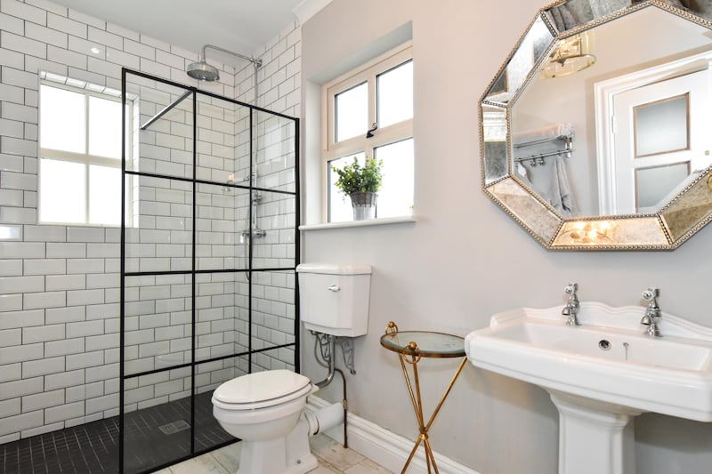 Main bathroom