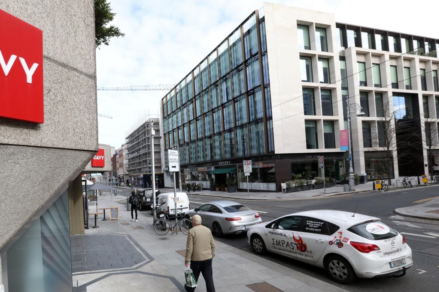 Davy ‘cannot charge’ €50 fee and expect people to use new savings scheme, Bank of Ireland chair says