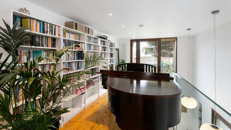 8 Crosthwaite Park East: fine period house on a grand old square.